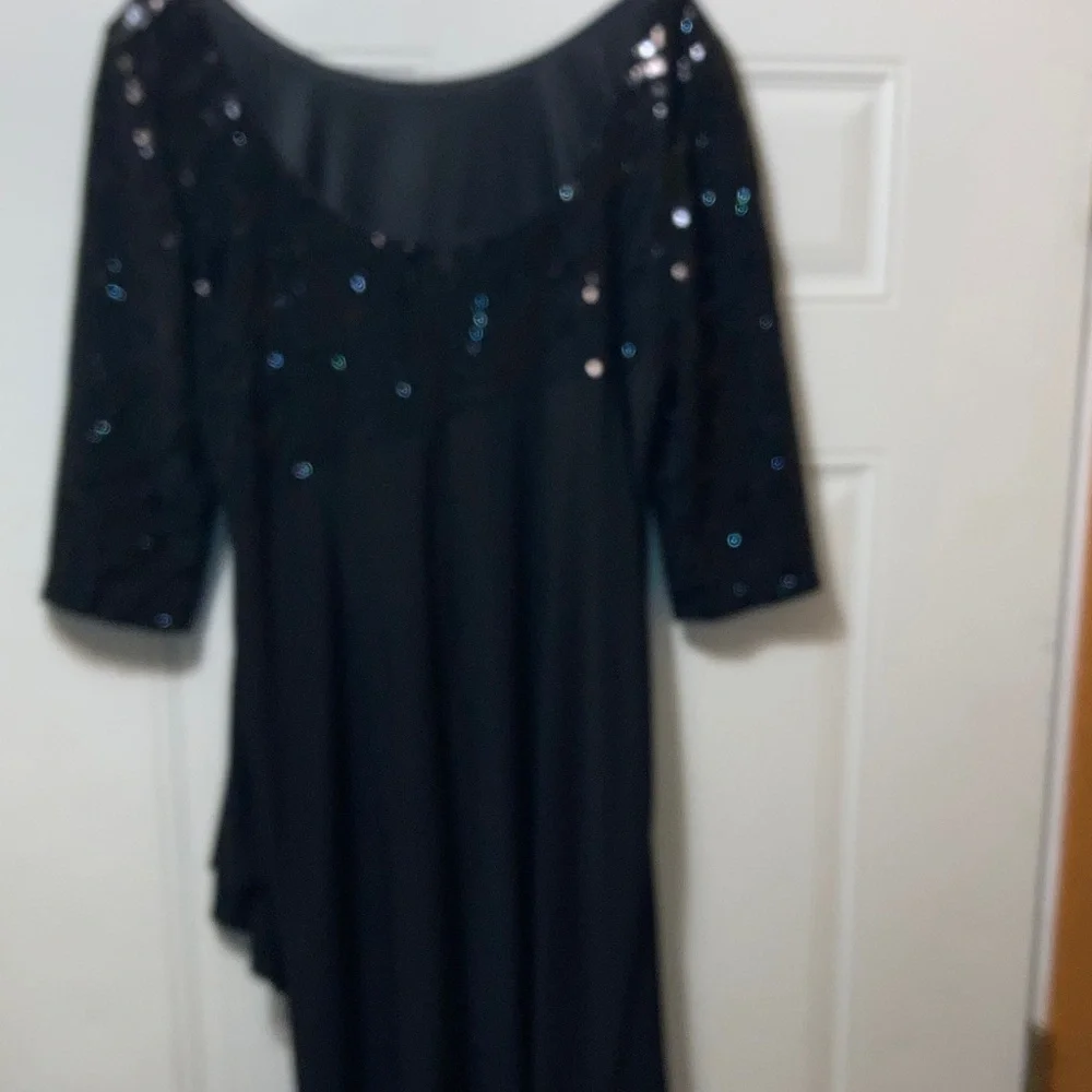 Alex Evenings sophisticated black